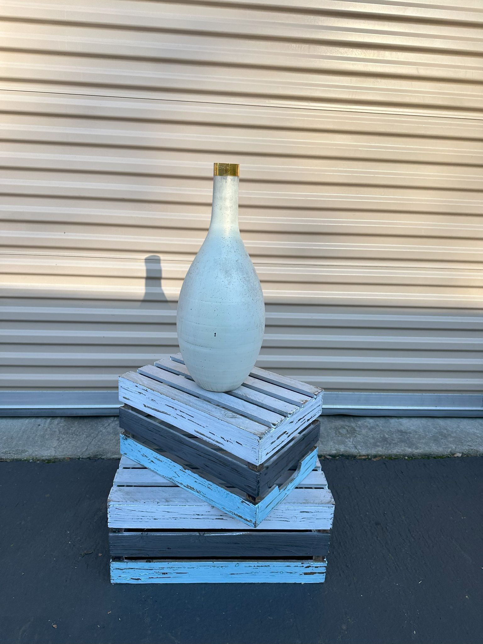 Large Off-White And Gold Vase 