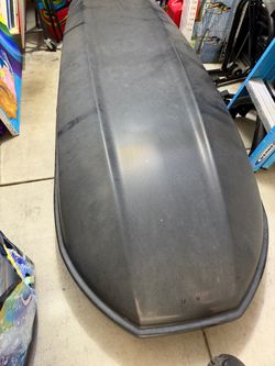 Yakima SkyBox 18 Carbonite Cargo Roof Box