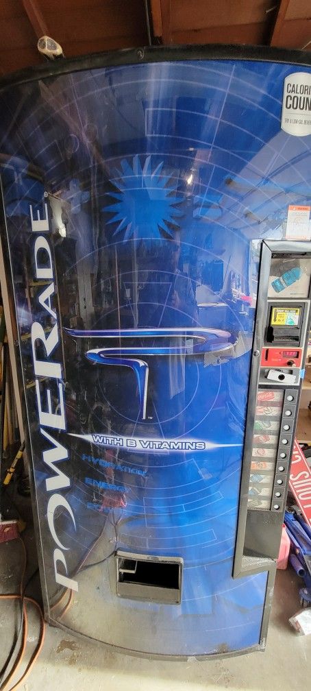 Intellevend 2000 Coke Vending Machine