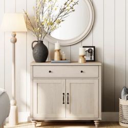 Scarlett Accent Cabinet 
