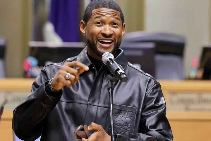 Usher Oct 17