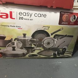 Tfal Pot & Pan Set — BRAND NEW UNUSED. 
