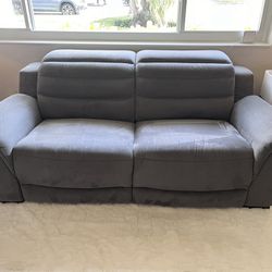 Power reclining couch-CASH ONLY