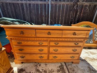 dresser & mirror