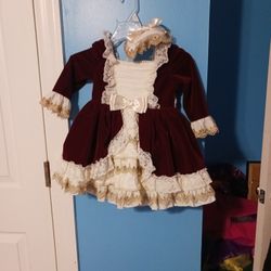 NWT Beautiful Handmade In Spain Christmas Party Dress Size 4/5  With Matching Bows See Description  Valentines Day Pictures Girls Dress