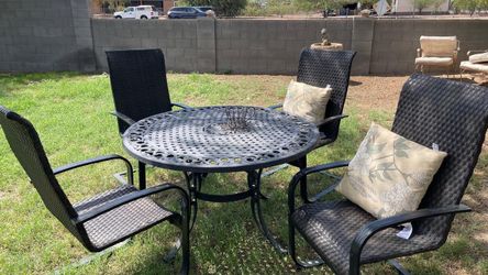 Gorgeous patio set