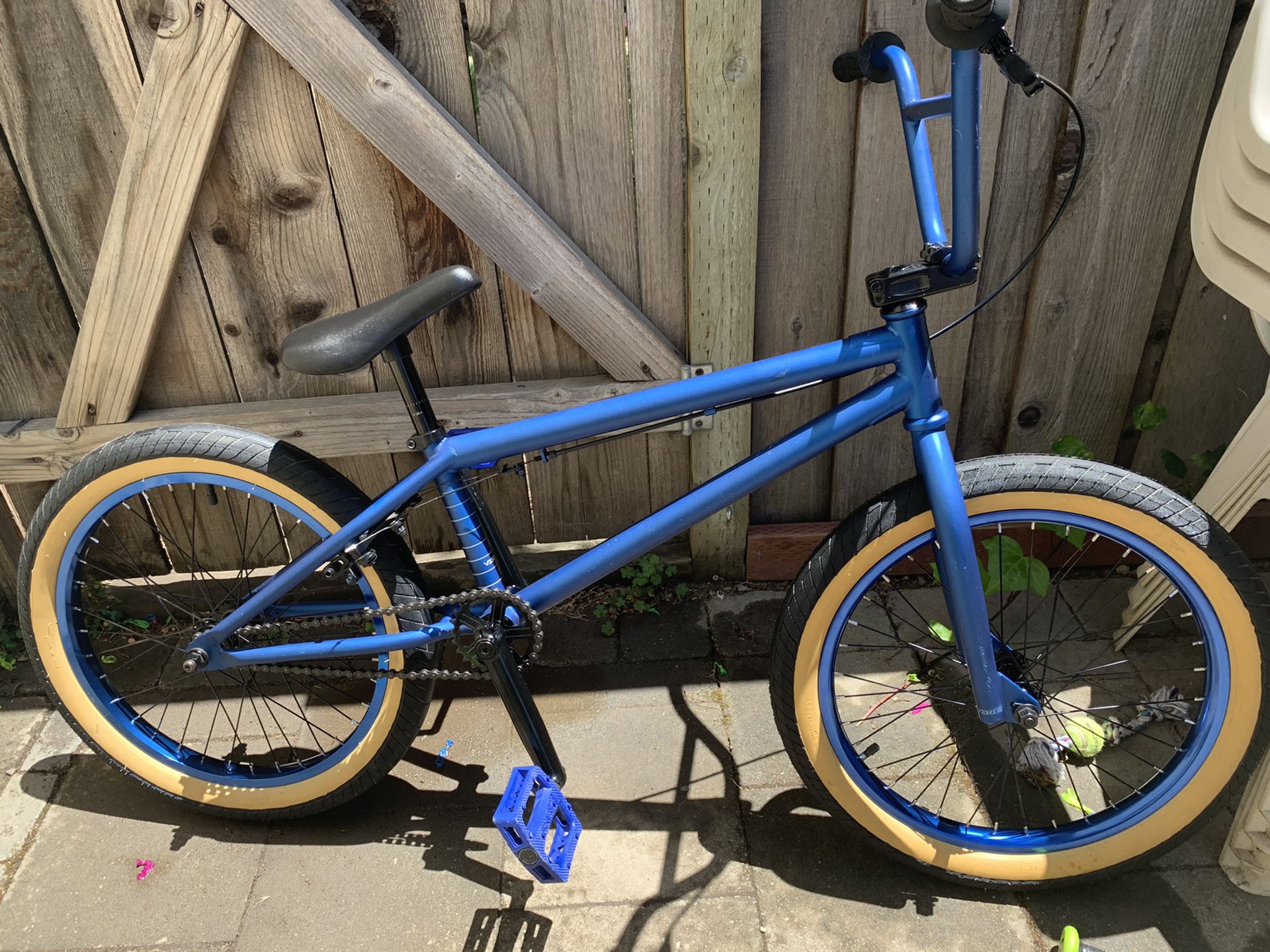 2014 Verde Eon BMX Matte Blue Bike