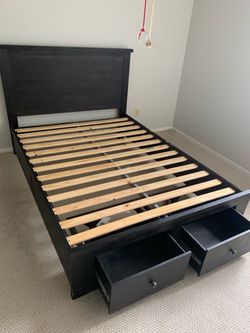 QUEEN SIZE BED FRAME.