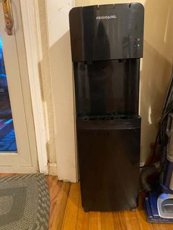 Water dispenser 5 gallon