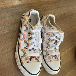Converse Size , Girl ,  13.5 , 375 & pellicano , Must Pick Up 
