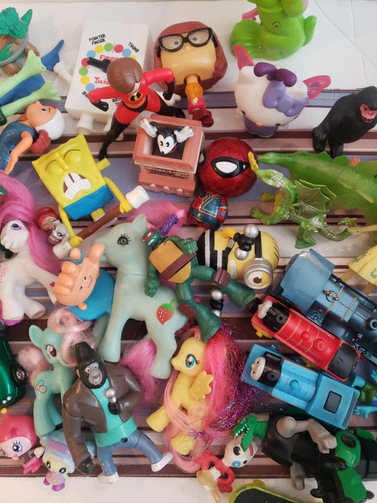 Huge Mixed Lot Of Kids Toys 30+ (Disney, Pixar,Thomas, Plus More)  K