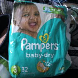 Pampers Baby Dry Diapers Size 3 Pack Of 32
