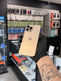 Apple iPhone 13 Pro Max 256 GB - Gold (Unlocked) + Warranty