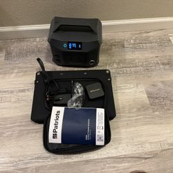 Solar Generator With Panel