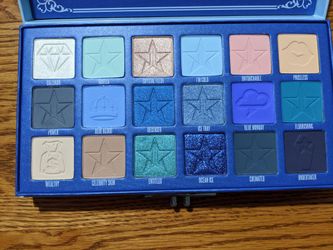 Blue Blood eyeshadow palette by Jeffree Star Cosmetics