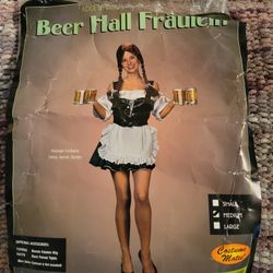 Halloween Costume Women's Ladies Sexy Waitress Beer Hall Fraulein Oktoberfest Size Small