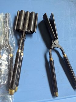 Professional Hot curling iron and stove $ OR BEST OFFER