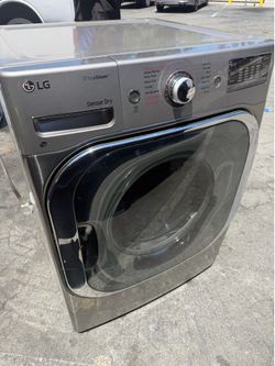 LG Steam jumbo front load electric  dryer 9.0 cu Ft