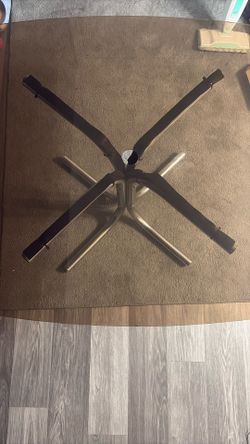 Dinning Room Table With Glass Top