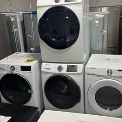 Samsung  Frontload Washer Gas Dryer Set