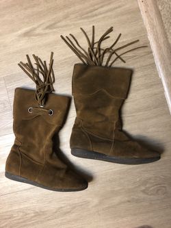 White Mountain boots size 6