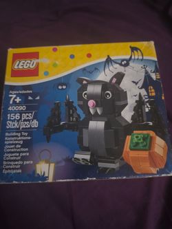 Lego Halloween Bat and Pumpkin *Retired*