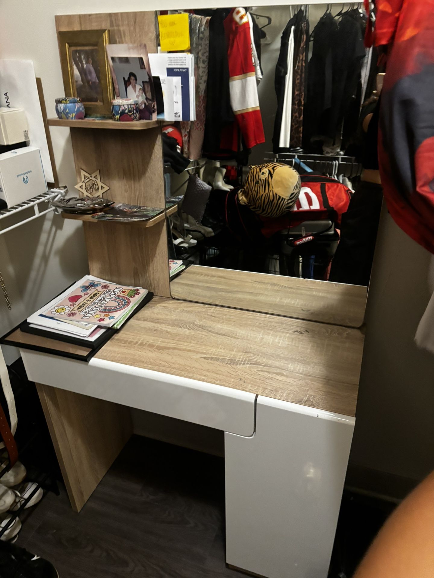 Makeup Vanity