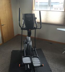 EPIC A32E Elliptical Rarely Used for Sale in Sumner WA OfferUp