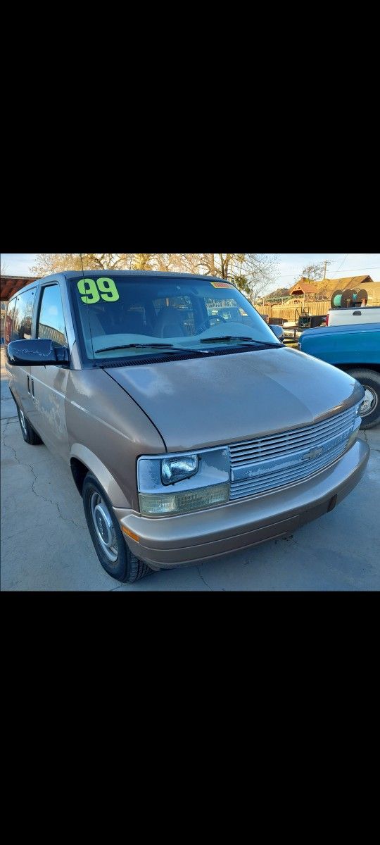 1999 Chevrolet Astro