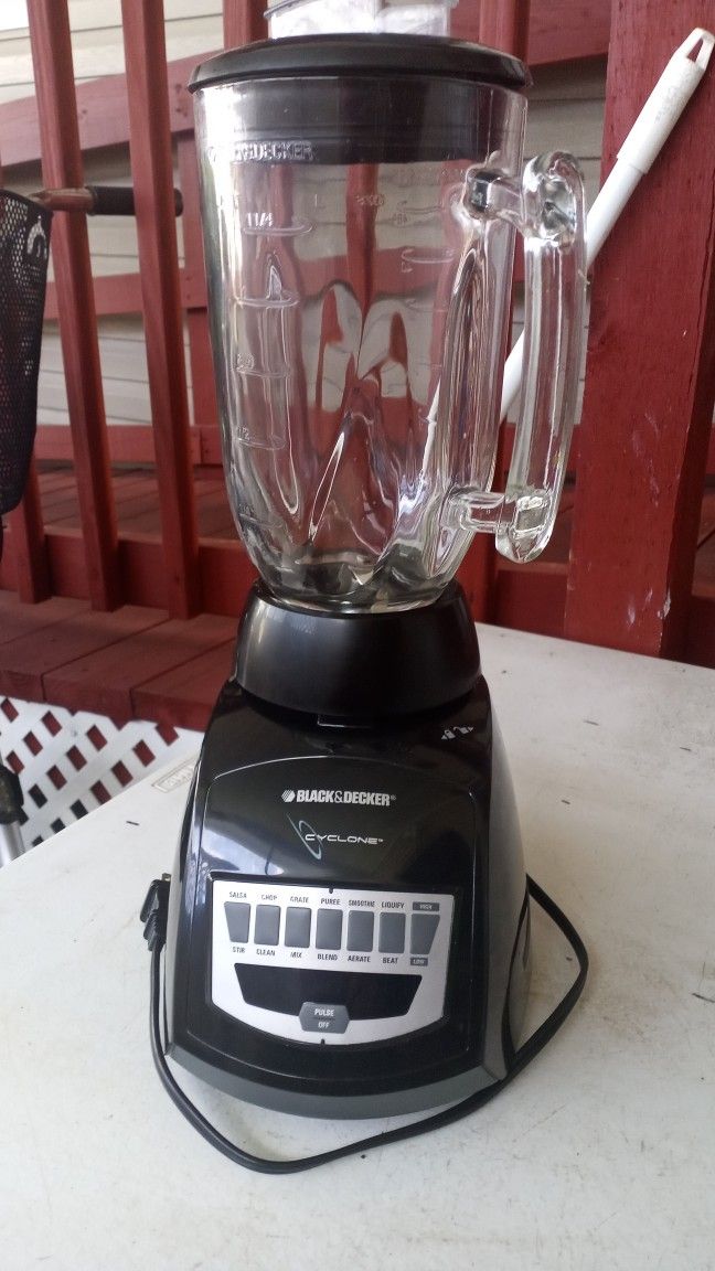 Black & Decker Cyclone Blender Used Once