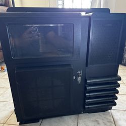 Thermaltake  Level 10 GT LED Gaming PC tower Case