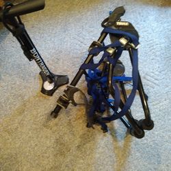 THULE. BIKE RACK.  DOUBLE RACK.  &. BONTRAGER. AIR PUMP WITH GUAGE. 60 FOR BOTH. LIKE NEW CONDITION 