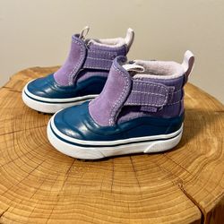 Vans toddle MTE slip on shoes  4K