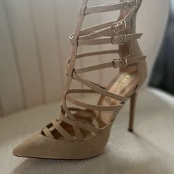 Size 8 Suede Heels -New!