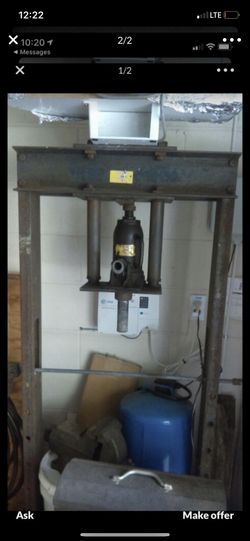 Walker 15 Ton Commercial Press.