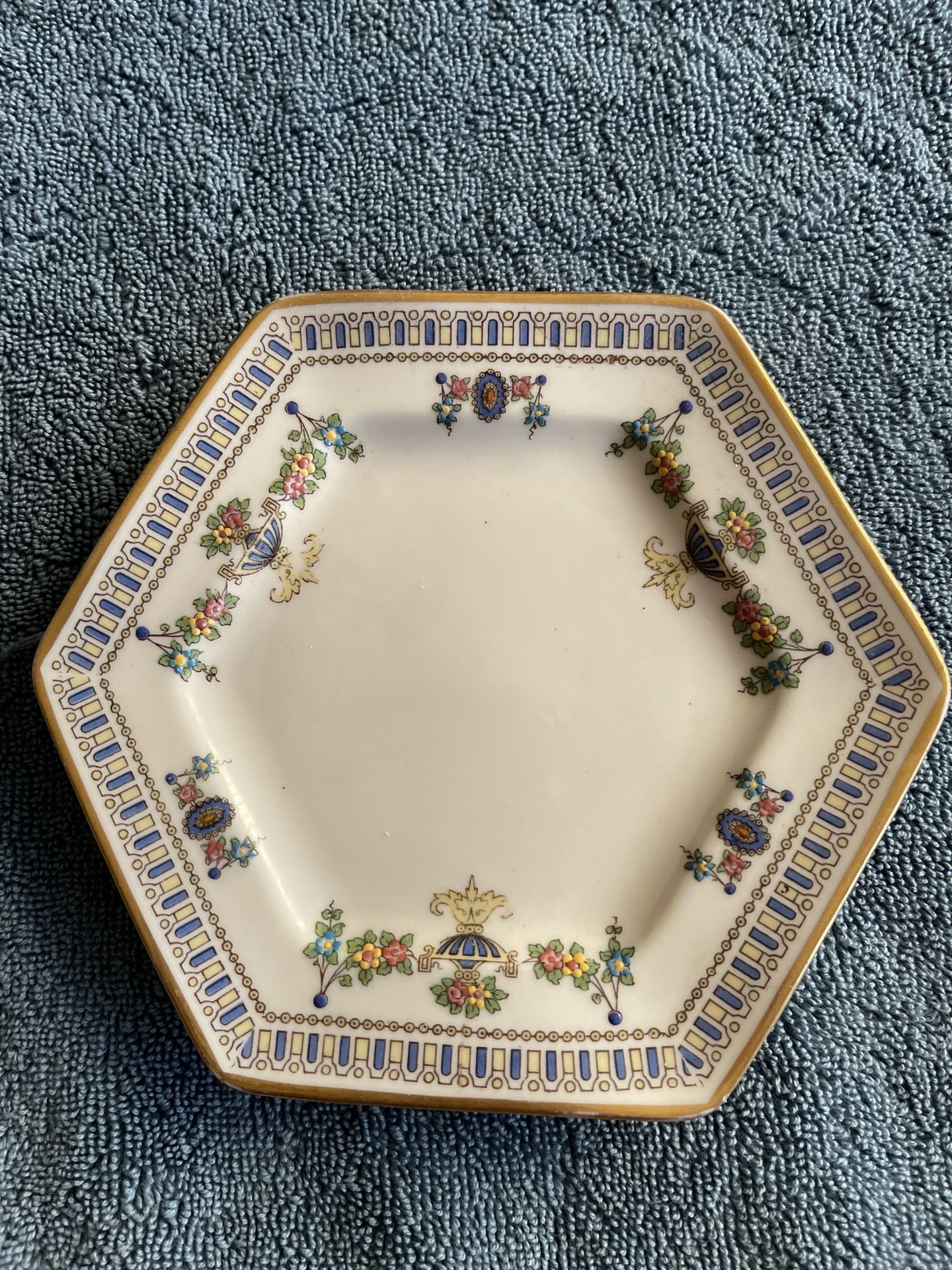 Vintage Lenox The Colonial Plate Bone China Hexagon Floral Gold Trim