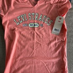 Brand New With Tags Levi’s Strauss Girls T Shirt 