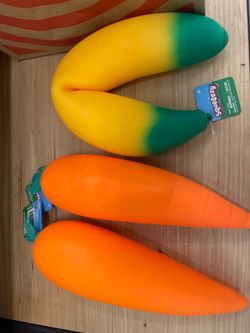 Viral squeeze carrot and banana