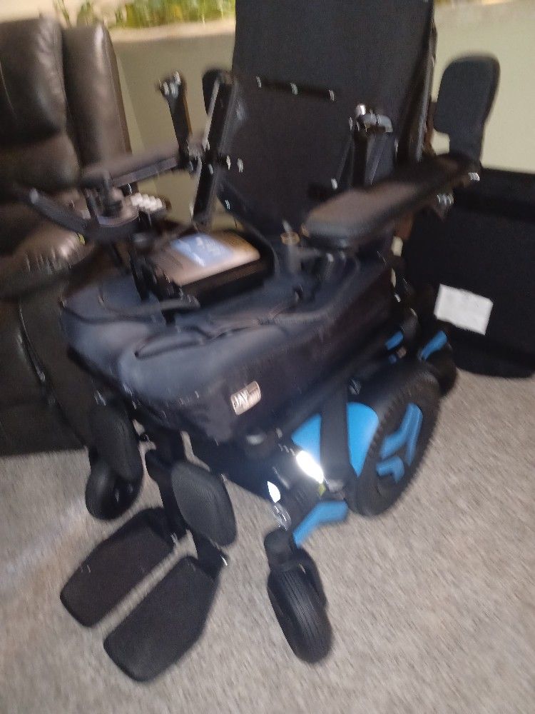 New Power Lift Chair 