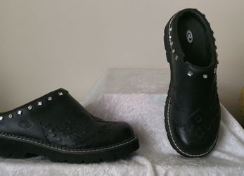Roper size 10 women's slip on boots