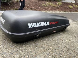 Yakima Space Cadet Roof Box for Sale in Bellevue WA OfferUp