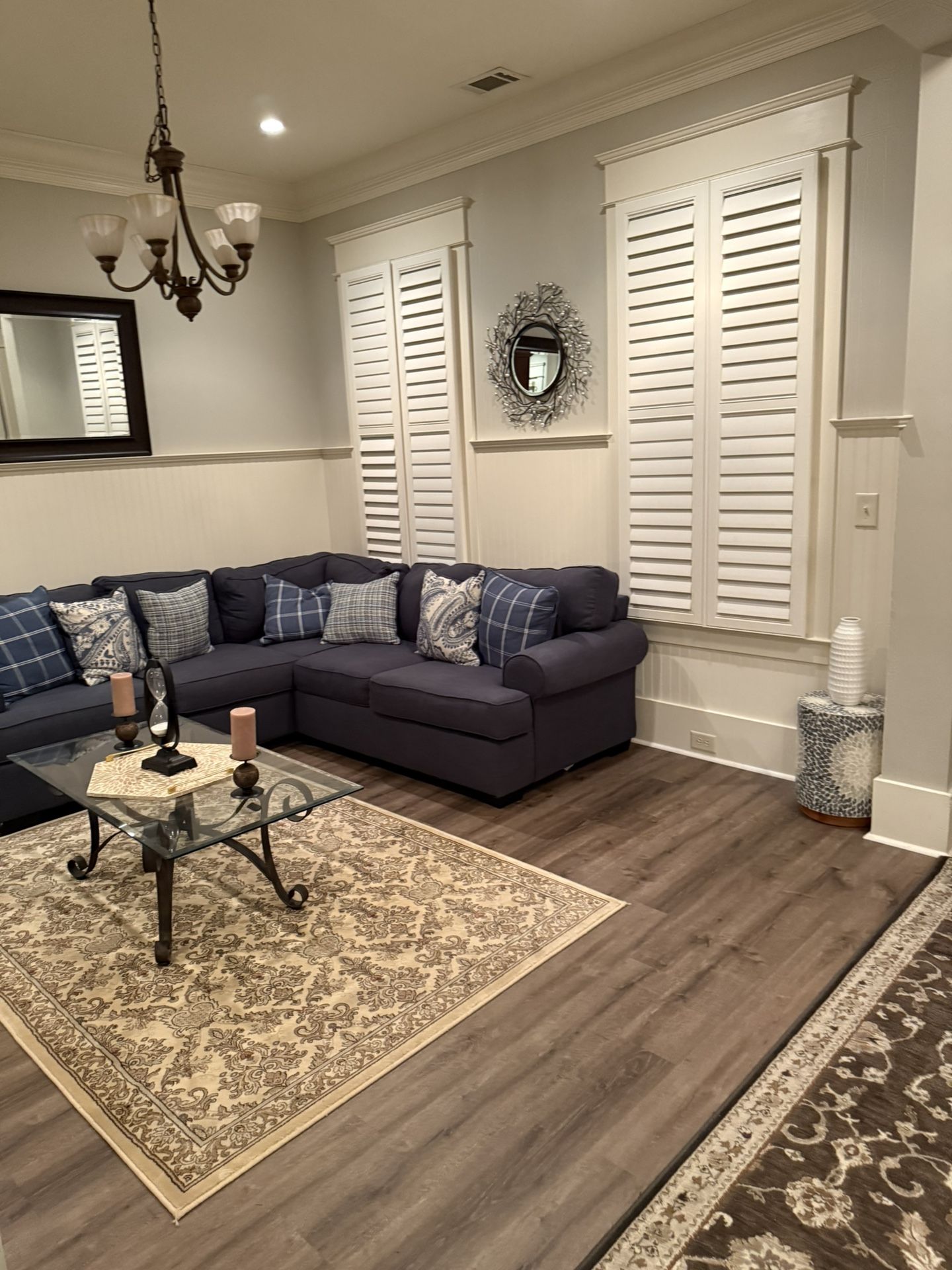 Beautiful Cloth Sectional Couch