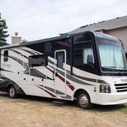 Coachman Pursuit