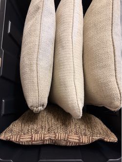 4 pillows