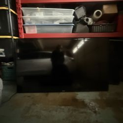  Samsung 60”in TV (NOT SMART TV)