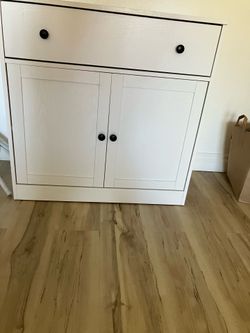 Storage cabinet Brand New Never use