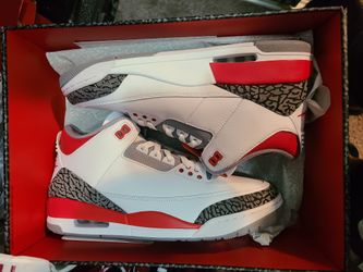 Jordan 3 Fire Red Never Worn Or Tried On