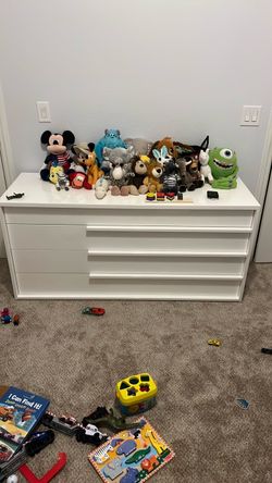 Dresser