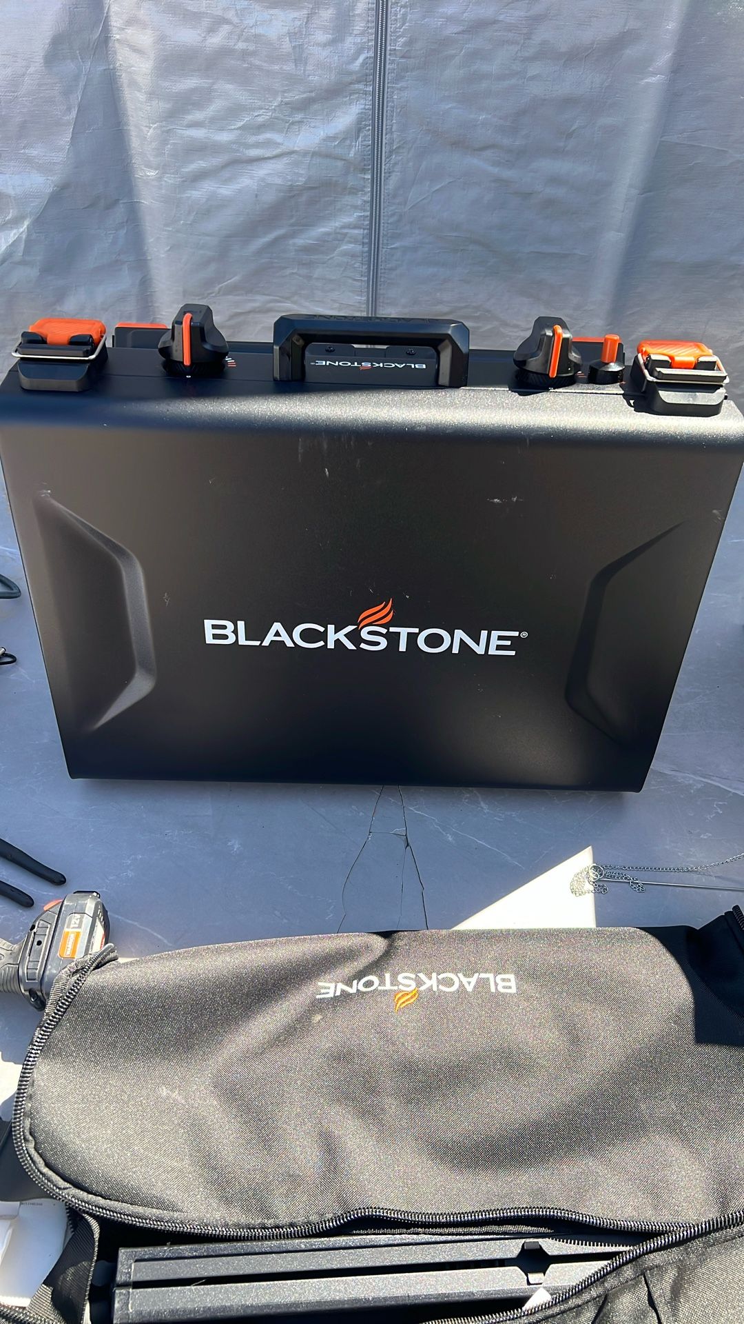 Blackstone BBQ Portable Griddle/Propane w/legs