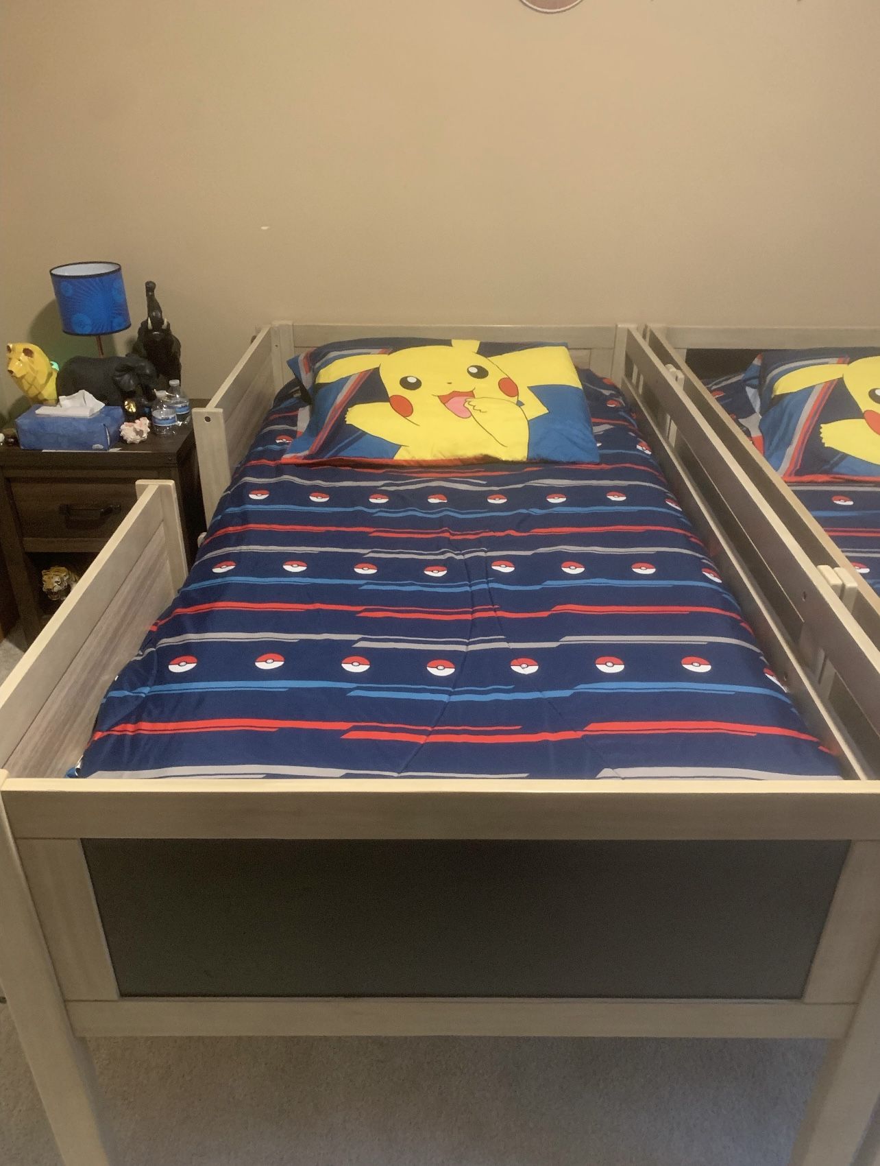 Twin Size Beds